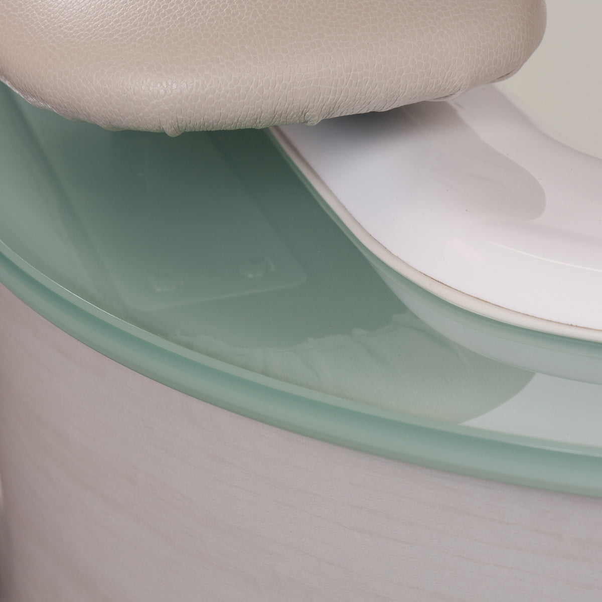 Living Earth Crafts Club LE Pedicure Chair - Salon Fancy