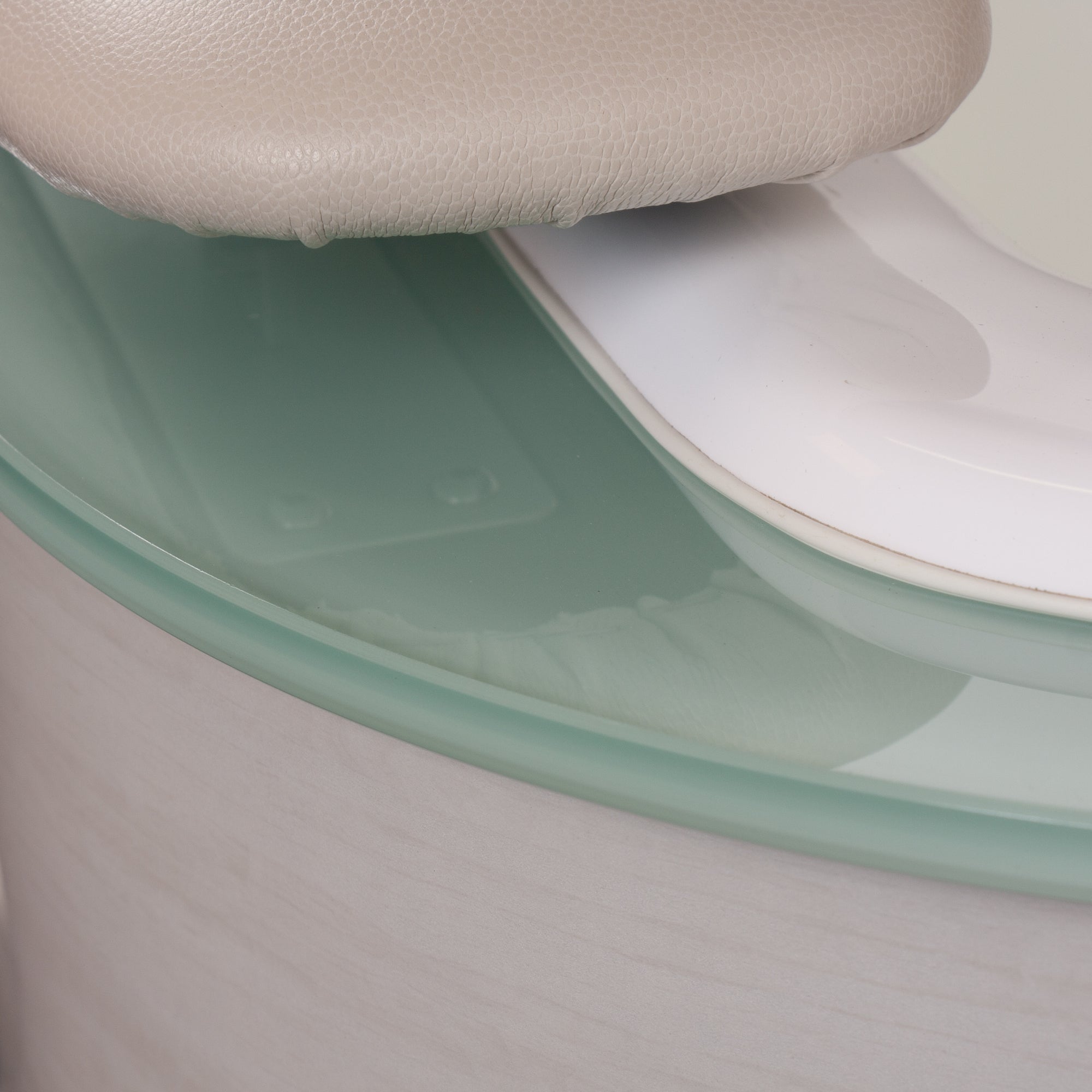 Living Earth Crafts Club LE Pedicure Chair - Salon Fancy